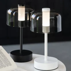 Lampe de table LED sans fil design