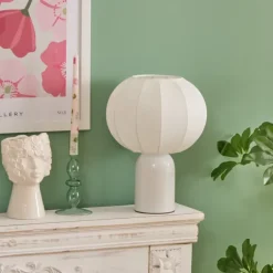 Lampe à poser en acier design moderne