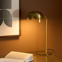 Lampe à poser en métal avec abat-jour arrondi