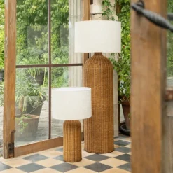 Lampe à poser en métal avec pied cylindrique ajouré