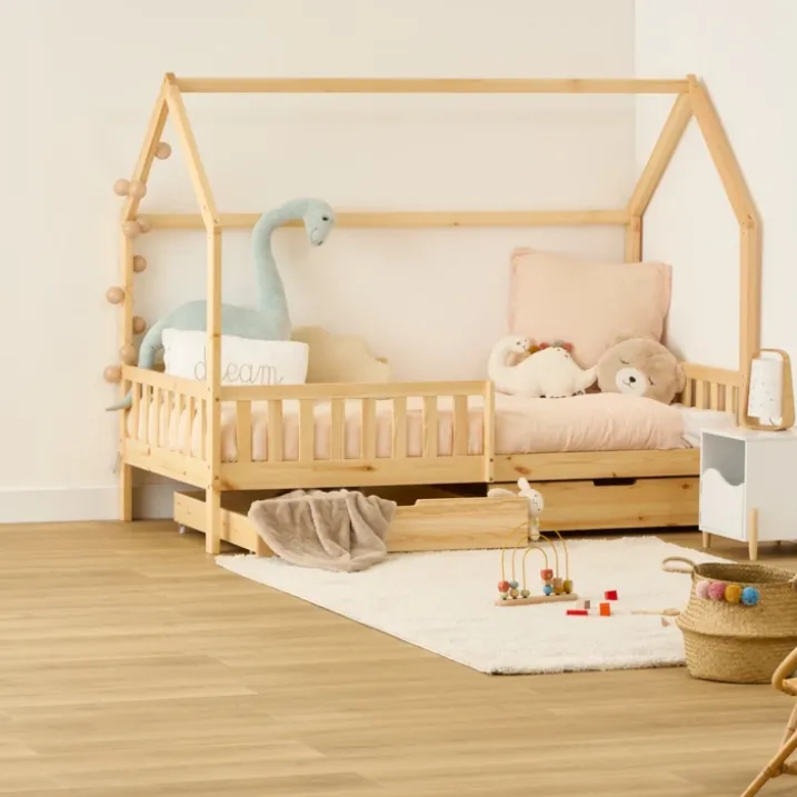 Lit cabane enfant en bois avec rangements intégrés