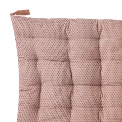 Matelas de sol à pompons