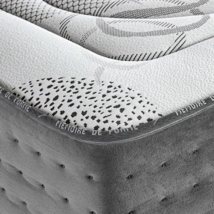 Matelas ressorts ensachés de 26 cm à mémoire de forme - Soutien ferme