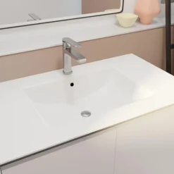 Meuble de salle de bains sur pieds avec 2 portes et vasque