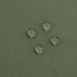 Nappe carrée et enduite antitache