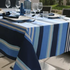 Nappe plastifiée à rayures extérieure