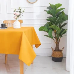Nappe rectangulaire enduite et anti tache