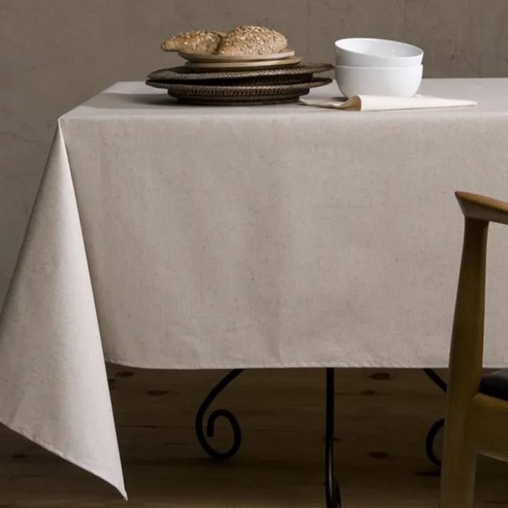 Nappe rectangulaire en lin et coton enduit anti-tache