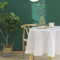 Nappe ronde infroissable et anti-tâches
