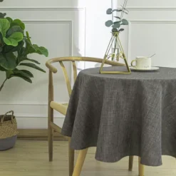 Nappe ronde infroissable et anti-tâches