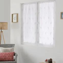 Paire de petits voilages aux broderies bicolores