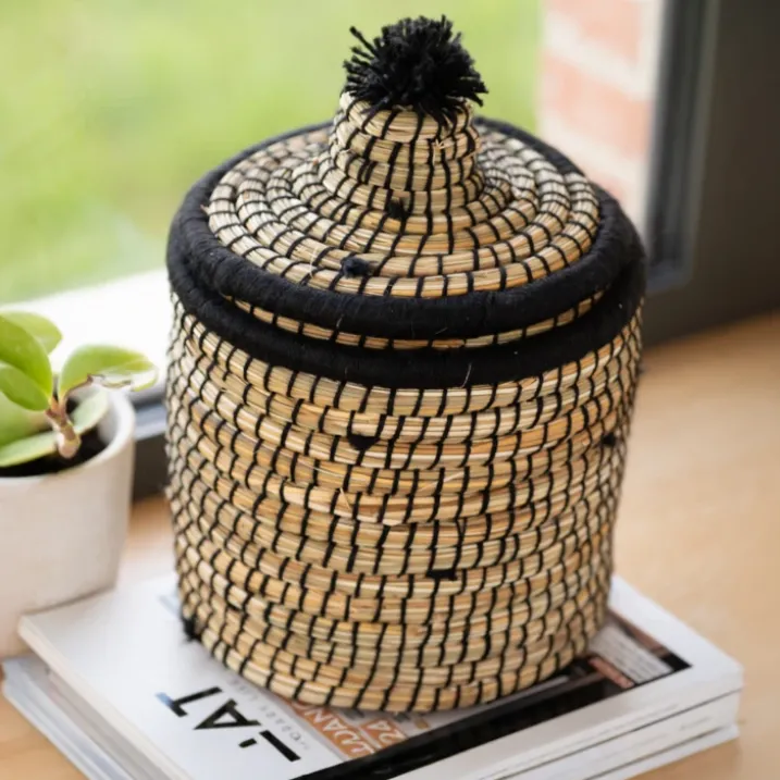 Panier avec couvercle laine