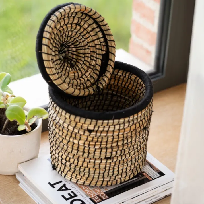 Panier avec couvercle laine