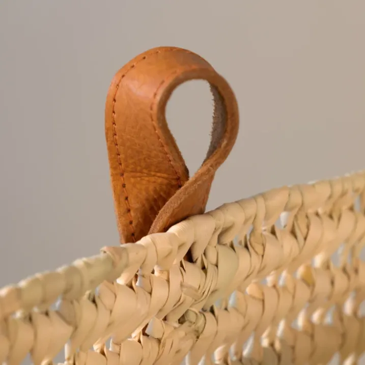 Panier à suspendre carré anse cuir