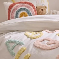 Parure de lit enfant 2 pièces coton tufté alphabet housse + taie