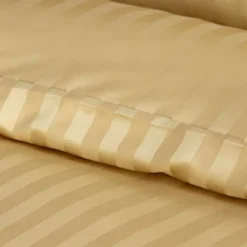 Parure de lit 3 pièces satin à fines rayures housse + taies