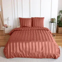 Parure de lit 3 pièces satin à fines rayures housse + taies
