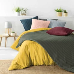 Parure de lit rayures dans le tissage