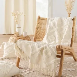 Plaid bohème tufté avec franges