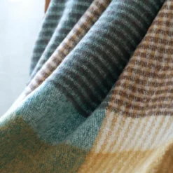 Plaid à carreaux aspect mohair doux
