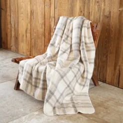 Plaid à carreaux effet mohair avec dos sherpa