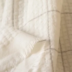 Plaid doux gaufré à carreaux