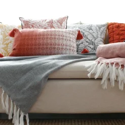 Plaid jacquard à longues franges