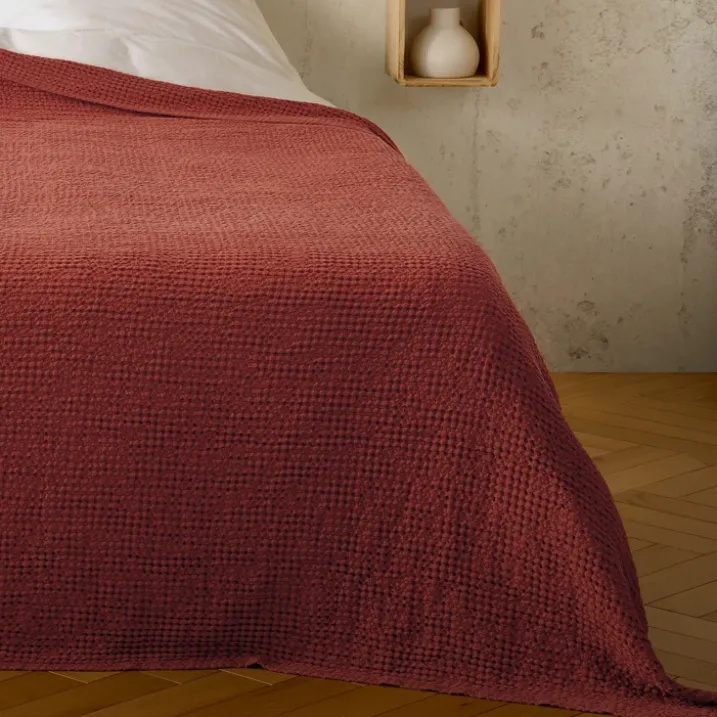 Plaid ou couvre lit 100%coton nid d’abeille