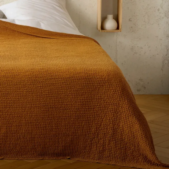 Plaid ou couvre lit 100%coton nid d’abeille