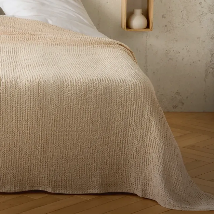 Plaid ou couvre lit 100%coton nid d’abeille