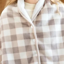 Plaid poncho 2 en 1 polaire avec boutons pression – motif vichy