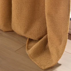 Rideau bouclette à oeillets