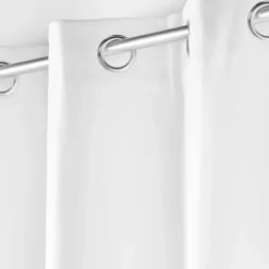 Rideau court isolant thermique
