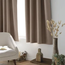 Rideau court occultant, isolant thermique et phonique en chambray