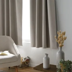 Rideau court occultant, isolant thermique et phonique en chambray