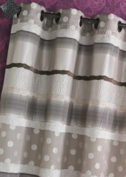 Rideau en jacquard à pois et rayures