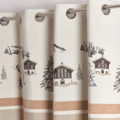 Rideau jacquard à œillets avec motif chalets et sapins