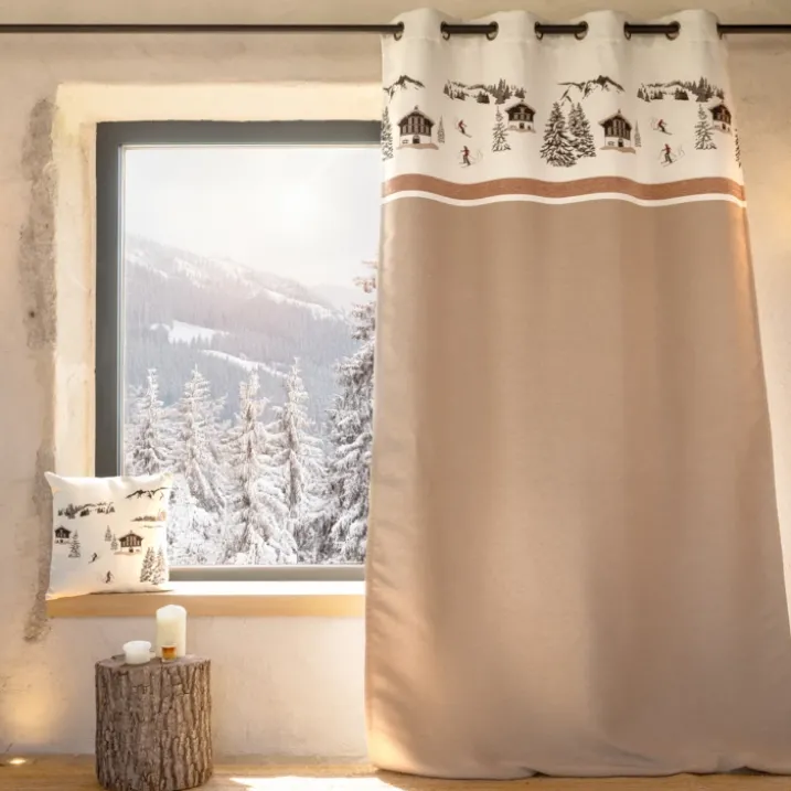 Rideau jacquard à œillets avec motif chalets et sapins