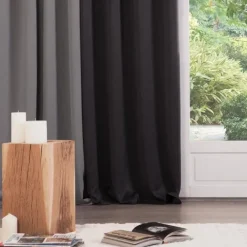 Rideau obscurcissant chic et uni