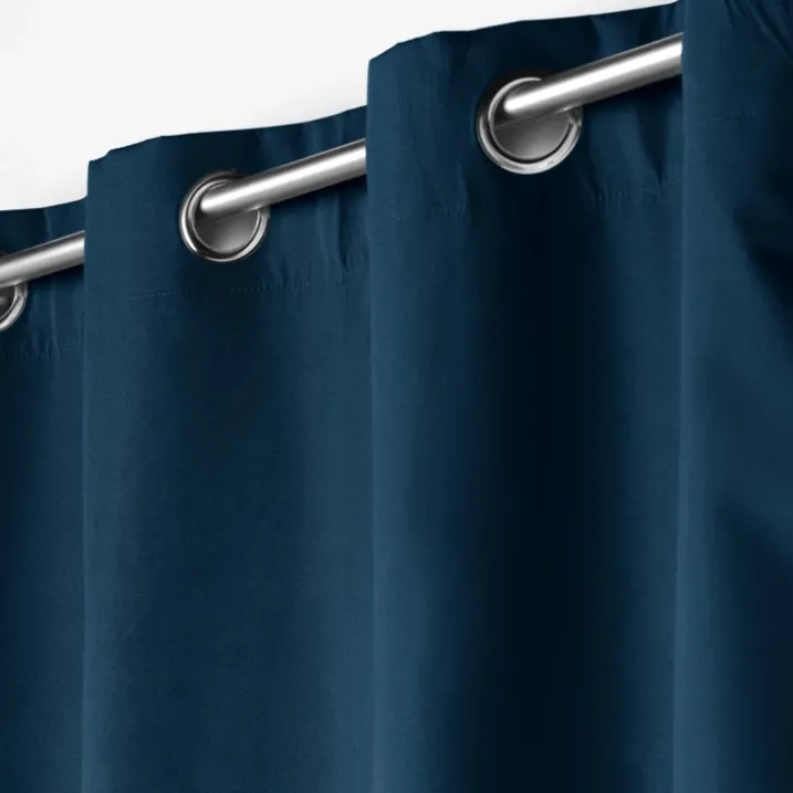 Rideau 100% occultant en microfibre