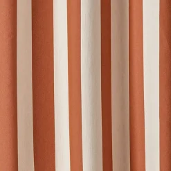 Rideau à rayures verticales en armure satin avec œillets