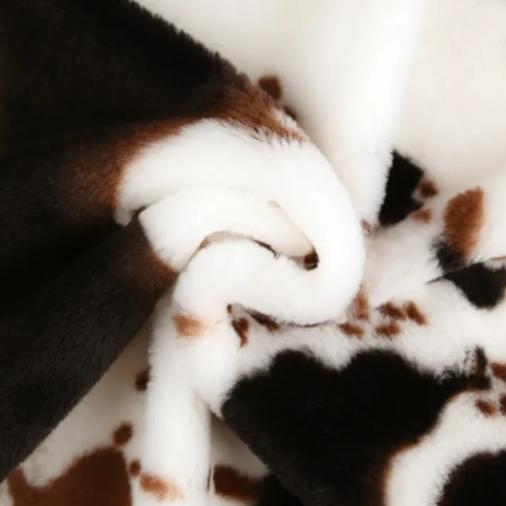 Rideau tamisant à œillets avec parement motif peau de vache