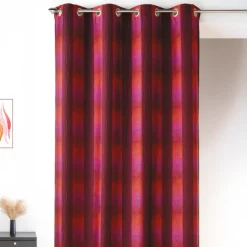 Rideau tamisant à motif quadrillé