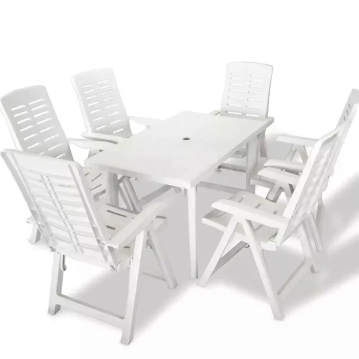 Salon de jardin en plastique