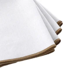 Serviette de table unie et bourdonnée