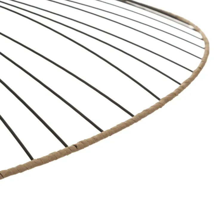 Suspension design en métal et raphia