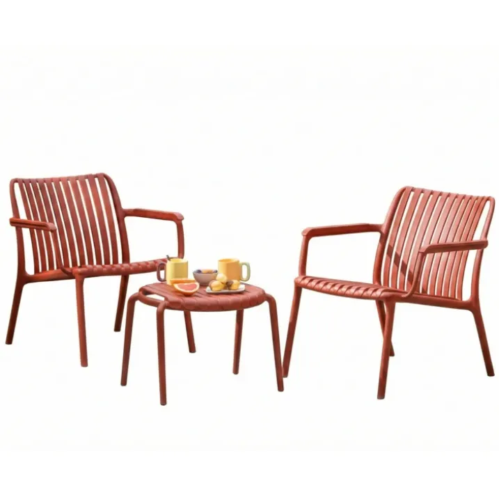 Table basse et repose-pieds de jardin