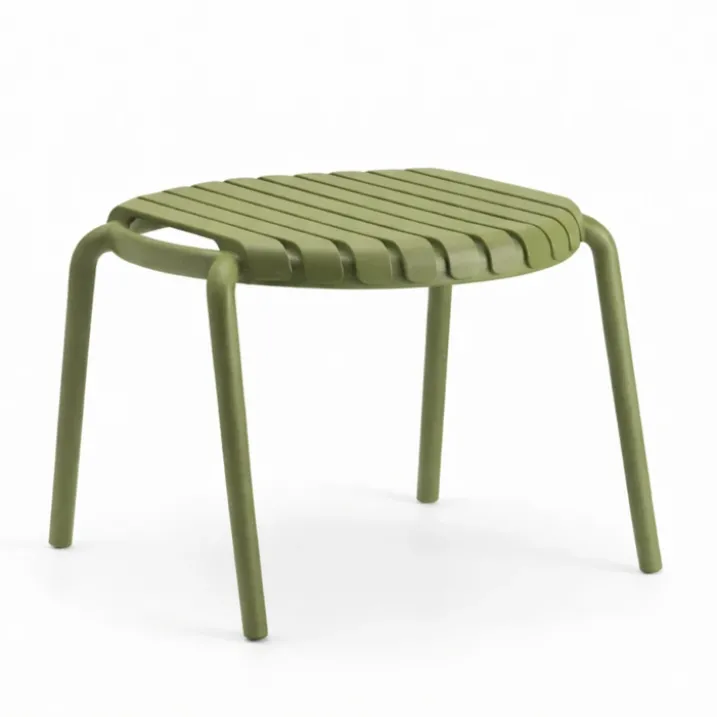 Table basse et repose-pieds de jardin