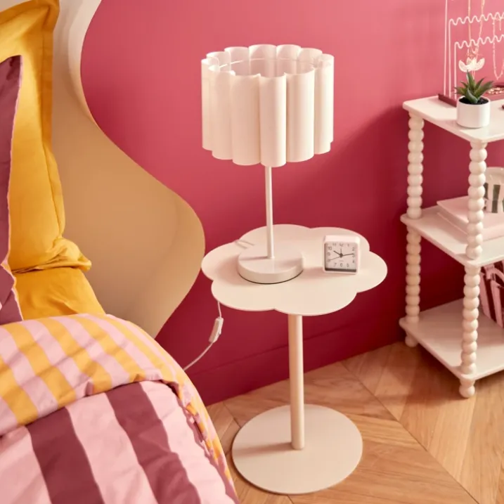 Table d’appoint ronde forme fleur