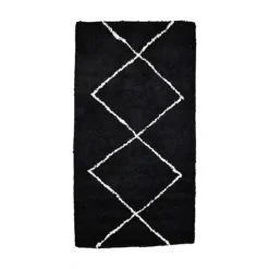 Tapis berbère à motifs graphiques